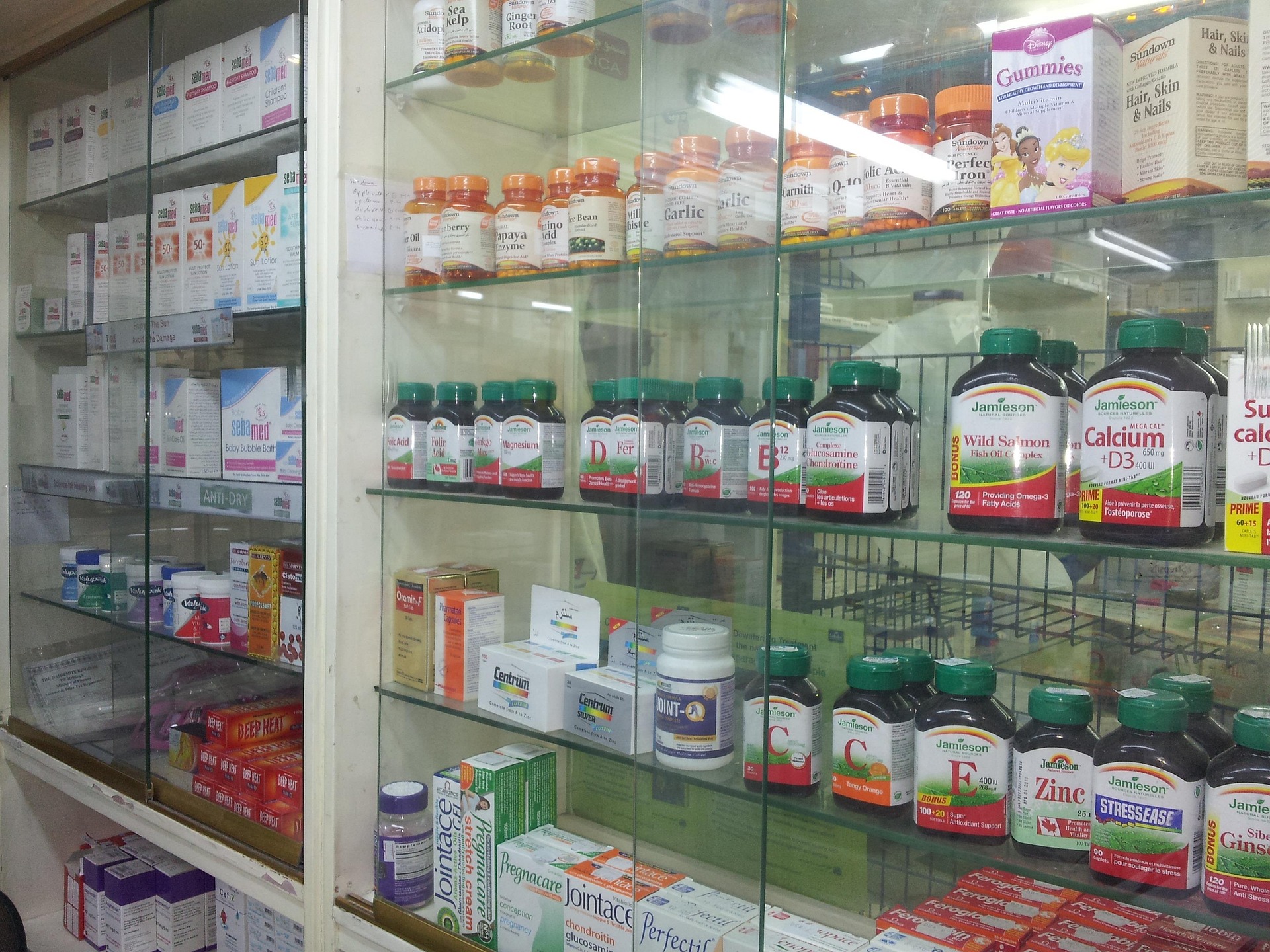 yassir pharmacy online